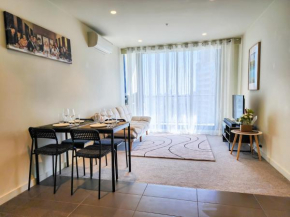 Modern 2-bedrooms apartment with parking